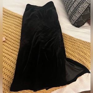 NWT J. Crew Black Crushed Velvet Tea Length Skirt 2X
